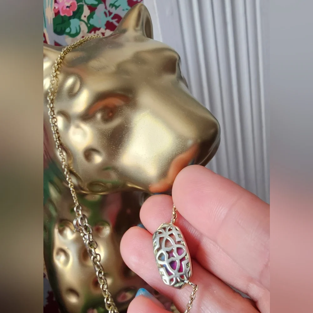 Kendra Scott Elisa Watercolor Gold Necklace - Picture 5 of 6